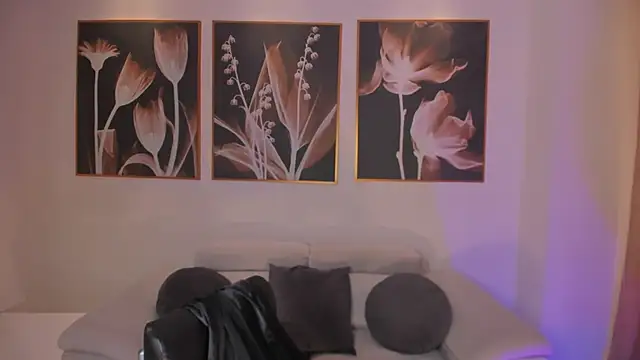 BeccaBaxter online show from November 2025 12:04:02 PM