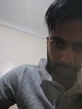 Snapshot of salah1810salah chatting on July 2026 05:14:01 AM salah1810salah online show from July 2026 05:14:01 AM