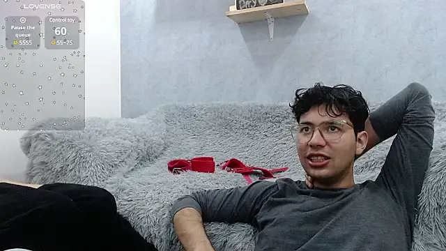 makizenin  online show from February 2025 06:37:01 PM