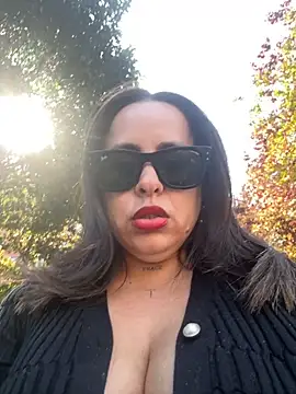 Snapshot of laarti chatting on October 2025 11:38:02 AM laarti online show from October 2025 11:38:02 AM