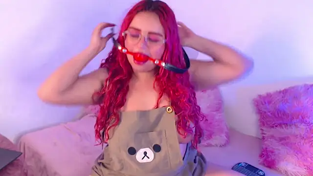 Snapshot of EstefyTabbo chatting on September 2025 07:19:02 PM EstefyTabbo online show from September 2025 07:19:02 PM