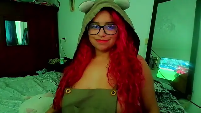EstefyTabbo online show from July 2026 04:33:02 PM