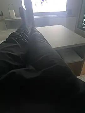 colin1277 online show from April 2026 06:23:01 PM