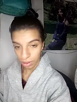 Ariell Kieran online show from October 2025 04:04:01 AM