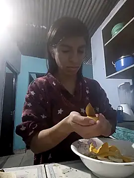 Ariell Kieran online show from April 2026 01:18:02 AM