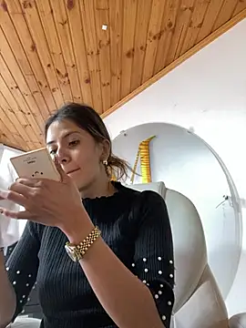 Andrea18 blonde online show from March 2025 07:48:02 PM