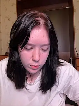 Viesicaa online show from November 2025 05:32:02 AM