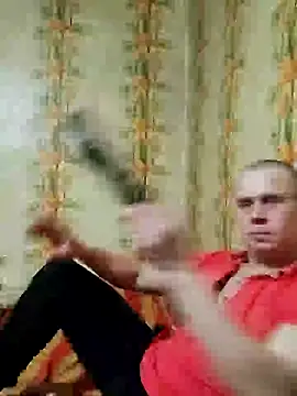 Snapshot of alex_brow_n chatting on February 2025 04:10:01 PM alex brow n online show from February 2025 04:10:01 PM