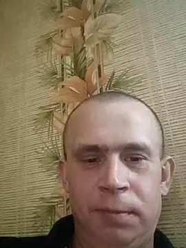Snapshot of alex_brow_n chatting on February 2025 12:22:02 PM alex brow n online show from February 2025 12:22:02 PM