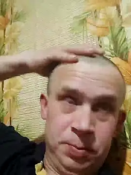 Snapshot of alex_brow_n chatting on February 2025 04:08:01 PM alex brow n online show from February 2025 04:08:01 PM