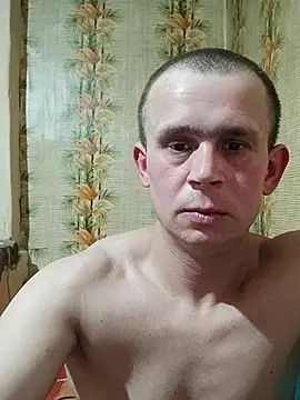 Snapshot of alex_brow_n chatting on February 2025 05:48:01 PM alex brow n online show from February 2025 05:48:01 PM