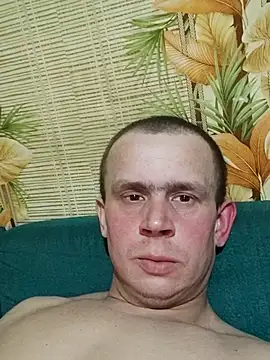 Snapshot of alex_brow_n chatting on February 2025 05:38:02 PM alex brow n online show from February 2025 05:38:02 PM