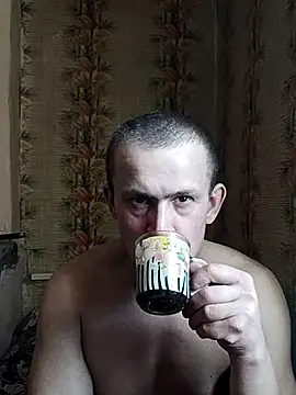 Snapshot of alex_brow_n chatting on February 2025 09:44:02 AM alex brow n online show from February 2025 09:44:02 AM