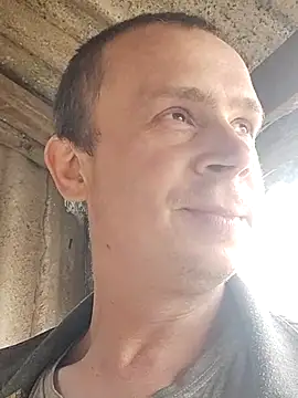 Snapshot of alex_brow_n chatting on March 2025 10:44:01 AM alex brow n online show from March 2025 10:44:01 AM