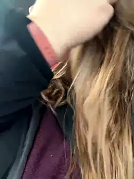 Lars-Lola online show from December 2025 12:36:02 PM