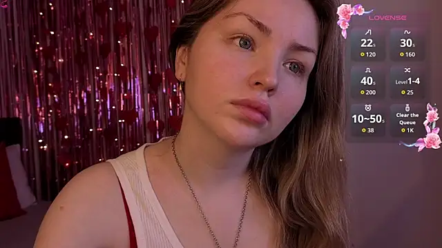 Lora Rosee online show from April 2026 02:15:01 PM