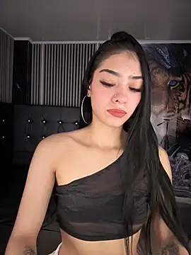 TayylorSexx online show from December 2025 05:24:02 AM