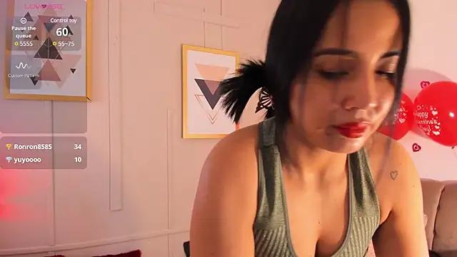 Snapshot of Violetta_0 chatting on February 2025 04:45:02 PM Violetta 0 online show from February 2025 04:45:02 PM