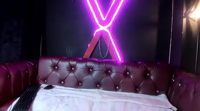 cassidy blossom online show from February 2025 02:25:01 AM