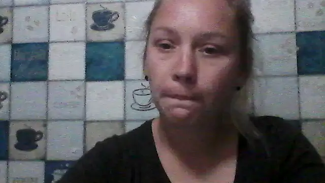Snapshot of Anna_wey chatting on September 2025 07:04:01 PM Anna wey online show from September 2025 07:04:01 PM