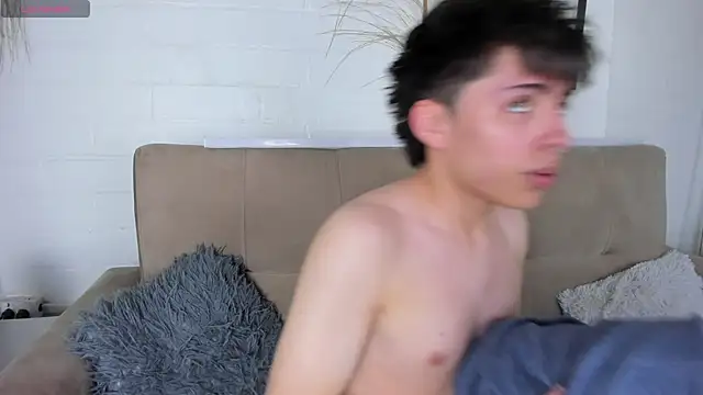 Snapshot of PepperTwink chatting on March 2025 01:07:02 PM PepperTwink online show from March 2025 01:07:02 PM