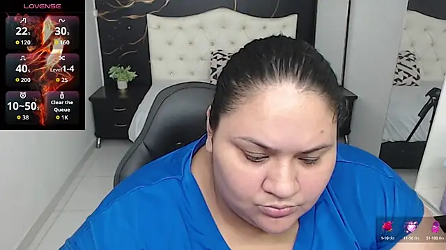 Aaliyah11 online show from October 2025 01:28:01 AM