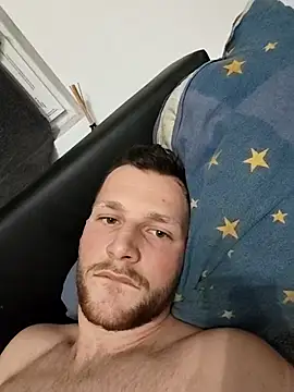 Cosmin224451 online show from December 2025 05:30:01 PM