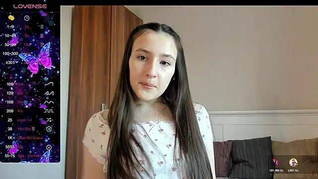 Snapshot of Cute__Nana chatting on October 2025 06:26:02 AM Cute Nana online show from October 2025 06:26:02 AM