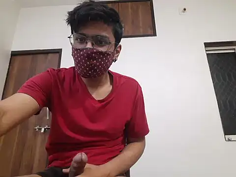 kk77102 online show from February 2025 07:07:01 PM