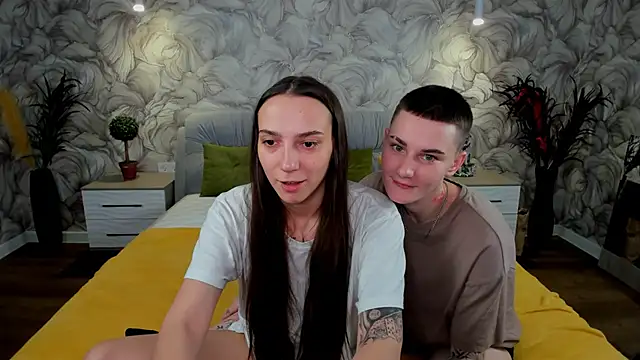 LindaBryantt online show from February 2025 10:58:02 AM