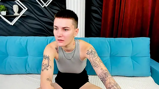LindaBryantt online show from February 2025 06:07:01 AM