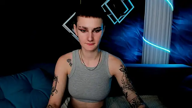 LindaBryantt online show from March 2025 01:39:01 PM