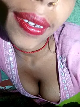 Miss triha online show from November 2025 06:18:02 PM