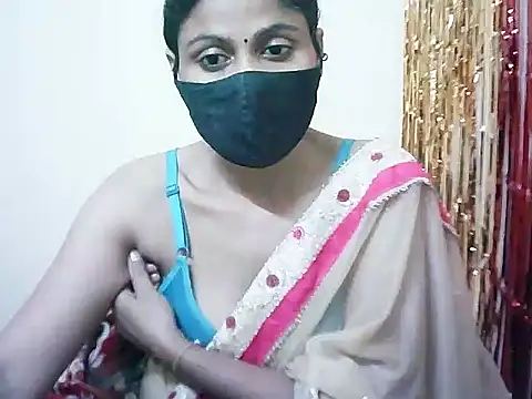 Snapshot of Rubi-Ji chatting on February 2025 04:35:02 PM Rubi-Ji online show from February 2025 04:35:02 PM