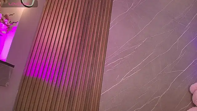 ariana jhonson1 online show from July 2026 12:11:02 PM
