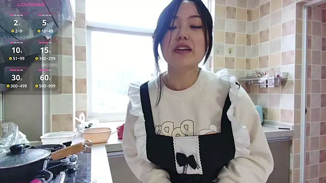 nanaliu6 online show from March 2025 10:22:01 AM