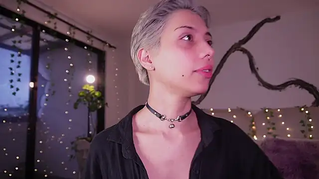 soidai miiu online show from October 2025 11:20:02 AM