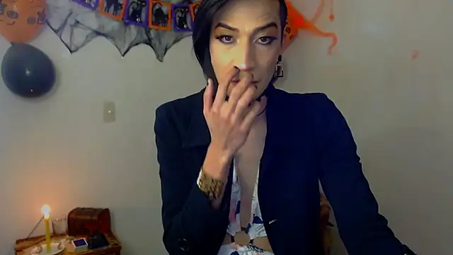 NovaNyx11 online show from October 2025 09:02:01 PM