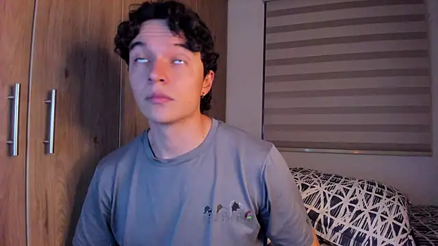 Mastrangelo xxx online show from October 2025 02:33:01 AM