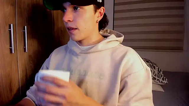 Mastrangelo xxx online show from February 2026 03:48:01 AM