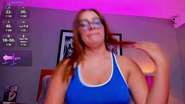 Snapshot of JessyCream chatting on March 2025 10:04:02 PM JessyCream online show from March 2025 10:04:02 PM