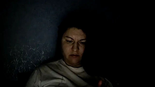 KiraSwee online show from November 2025 10:30:02 PM