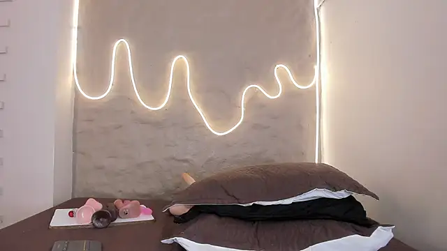 Demy Ruiz online show from October 2025 03:04:01 AM