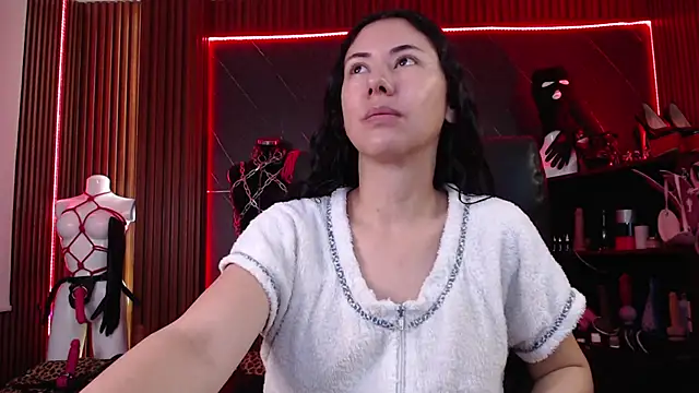 XiaQueen online show from September 2025 11:01:01 AM