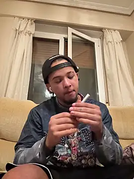 yeiyei oficial online show from October 2025 09:59:02 PM