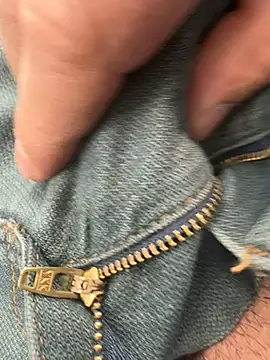 sark0606 online show from February 2025 09:31:01 AM