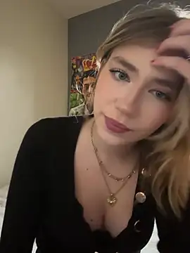 angeleyezlolita online show from February 2025 03:31:01 PM