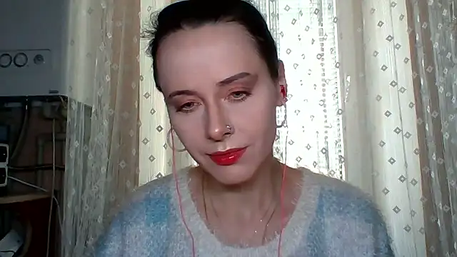 LuminousLady online show from September 2025 06:15:02 AM