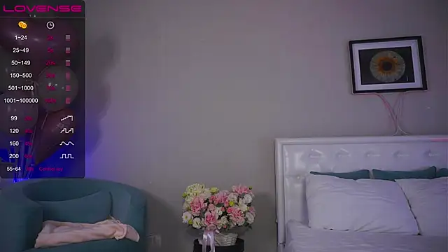 LeaCox  online show from October 2025 08:28:01 AM