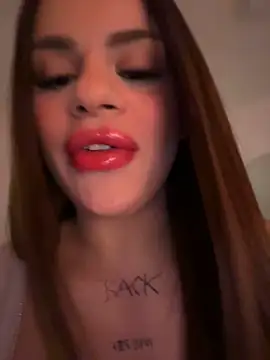 mrsbellanova online show from February 2026 08:37:01 PM